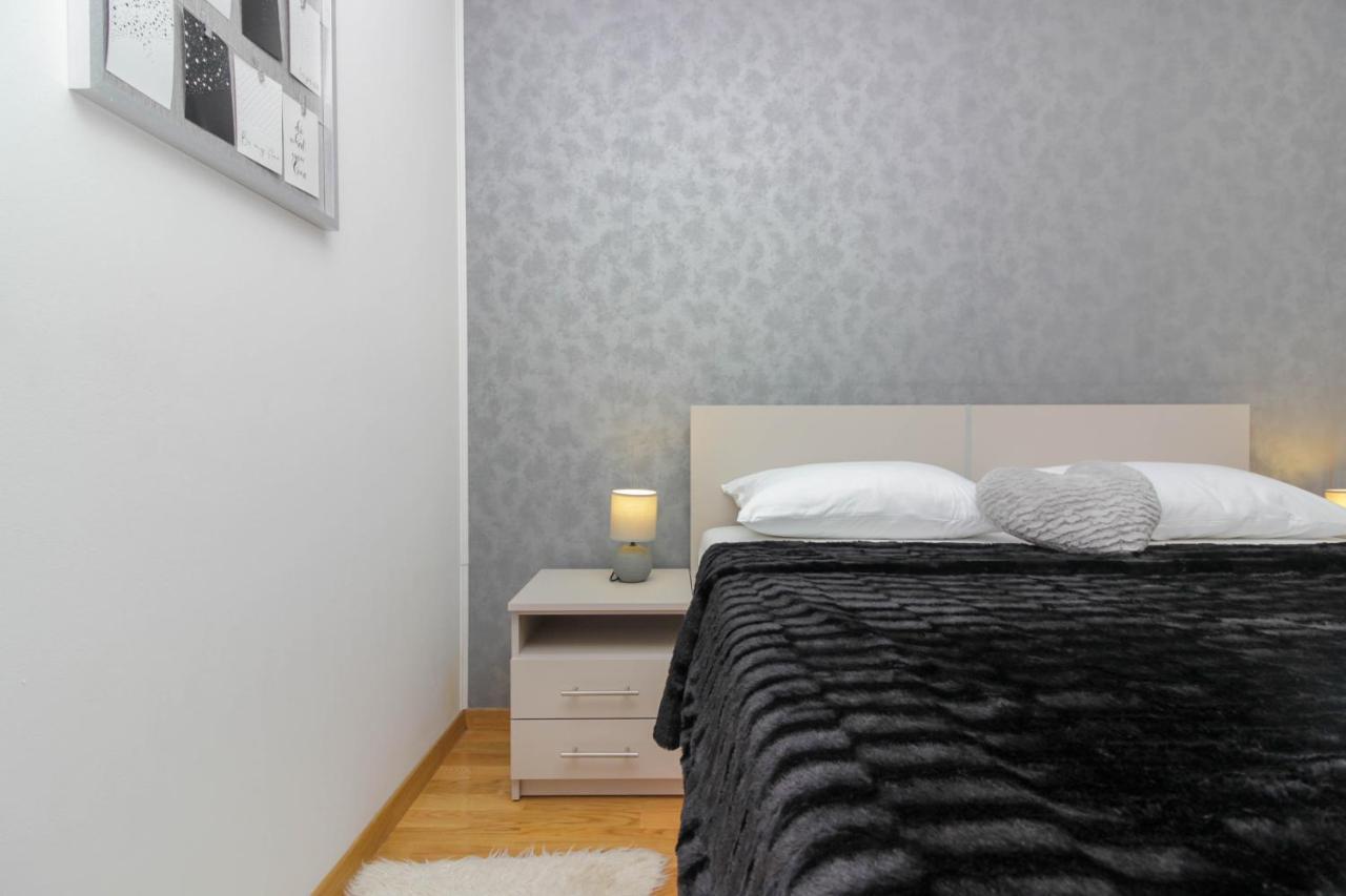 Apartamento Apartman Tara Zadar Exterior foto
