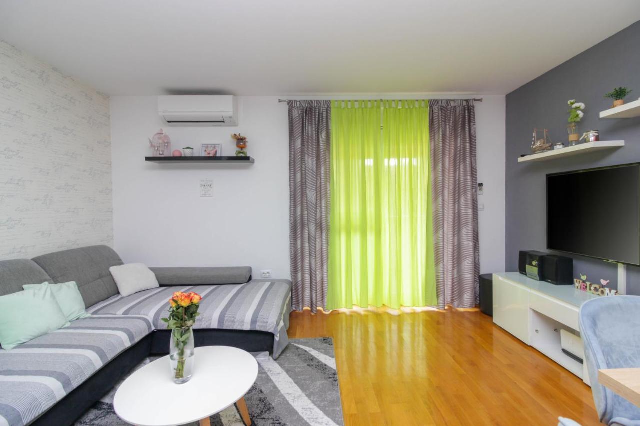 Apartamento Apartman Tara Zadar Exterior foto